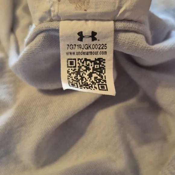 Under Armour Black and Gray Leggings, With Mathching Top. - Picture 8 of 8